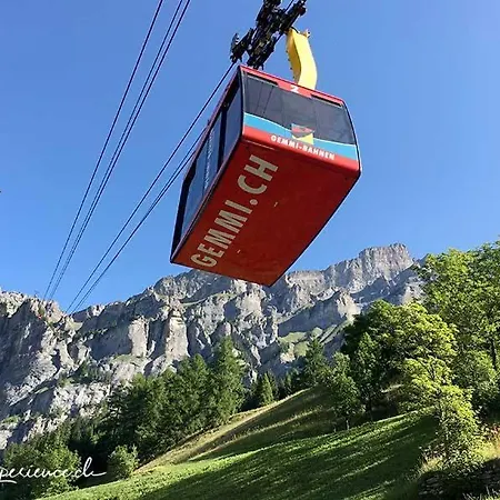 Modernes Bei Gemmi Und Sportarena Apartamento