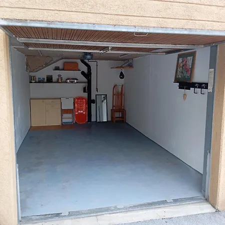 شقة Modernes Bei Gemmi Und Sportarena