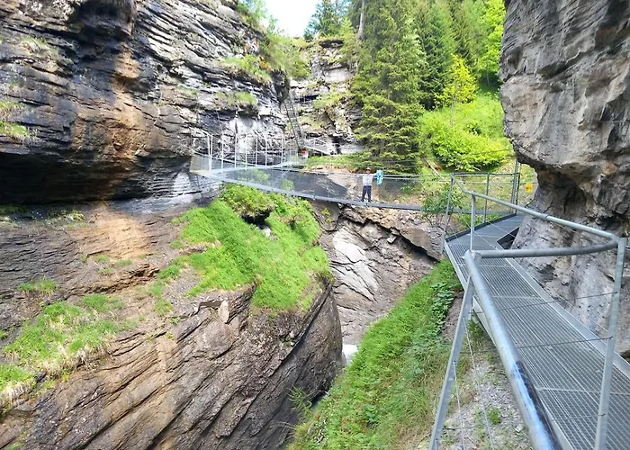 Modernes Bei Gemmi Und Sportarena * Лойкербад